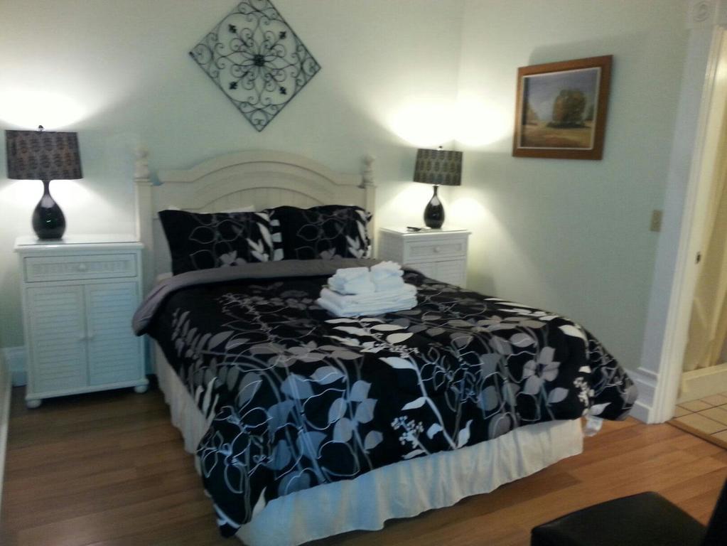 Duval House Bed & Breakfast Key West Bagian luar foto