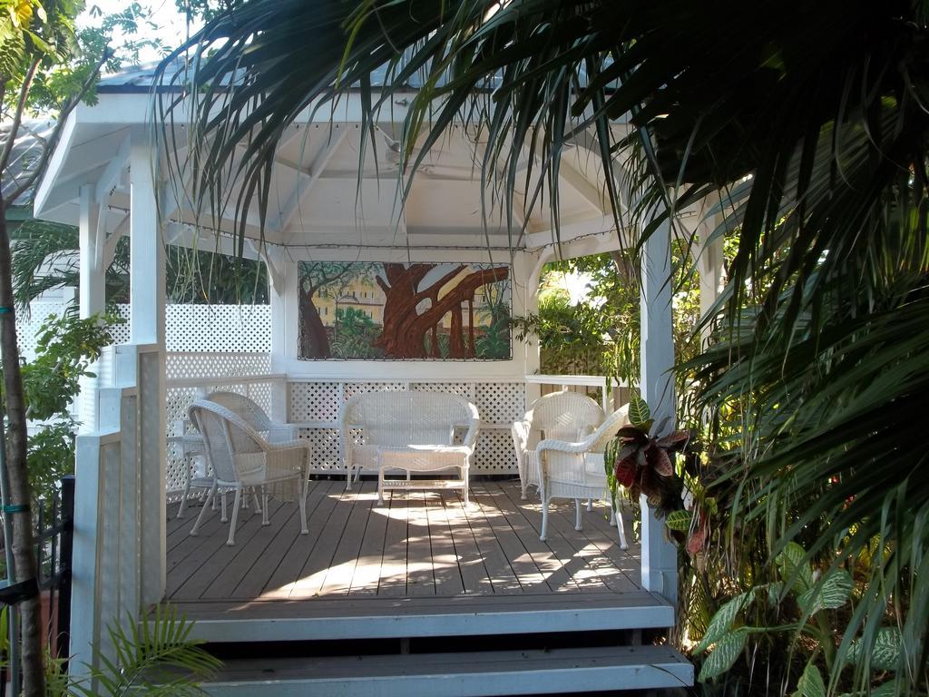 Duval House Bed & Breakfast Key West Bagian luar foto