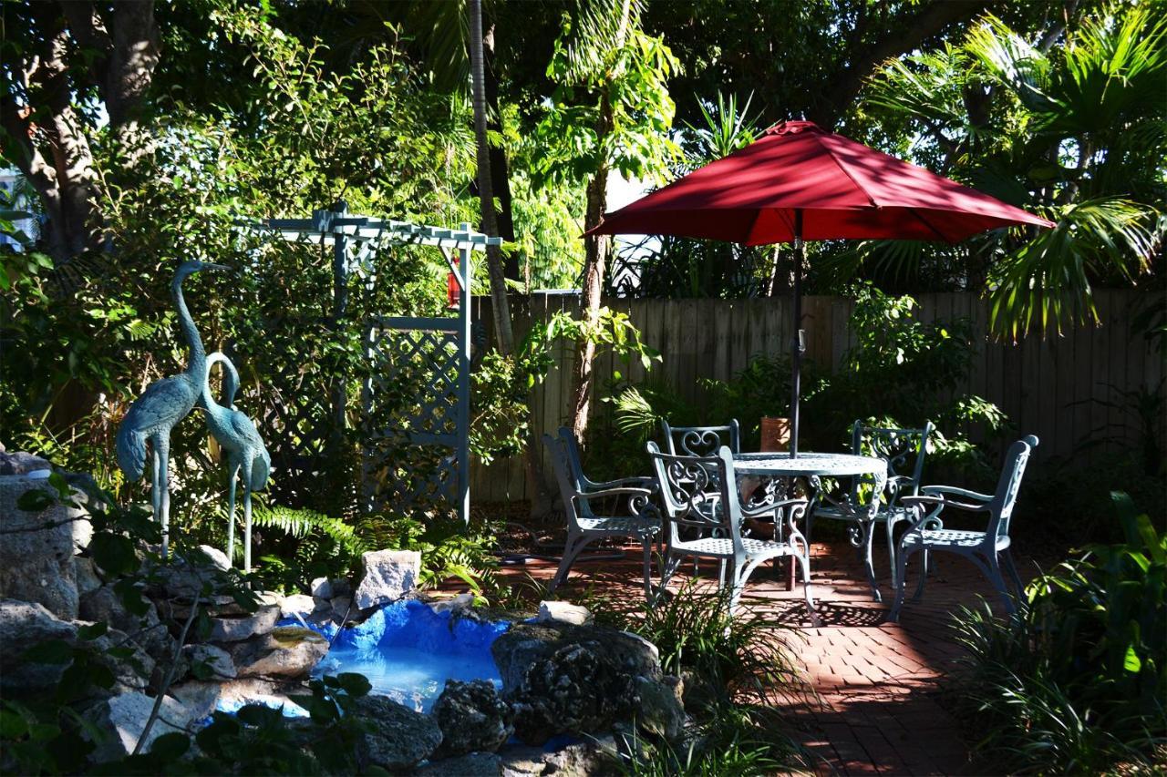 Duval House Bed & Breakfast Key West Bagian luar foto