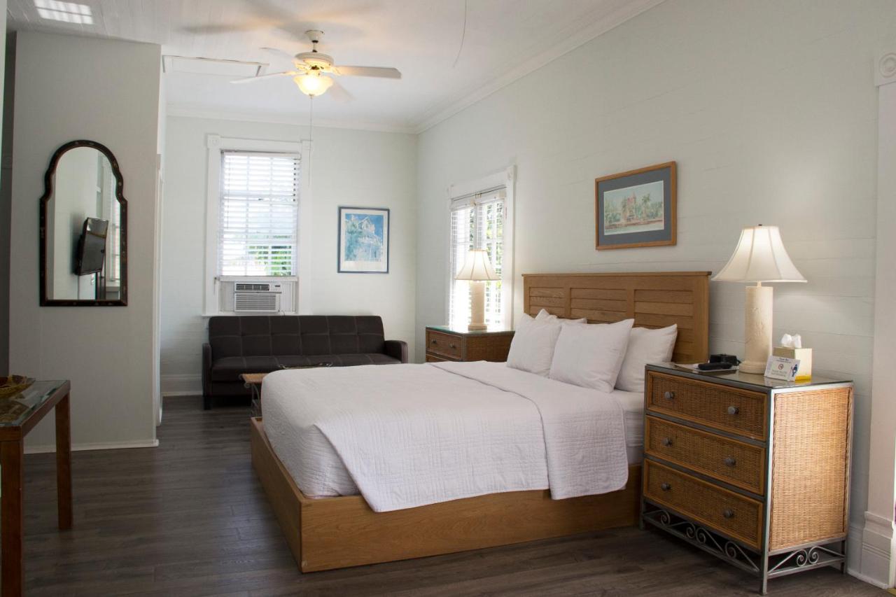 Duval House Bed & Breakfast Key West Bagian luar foto
