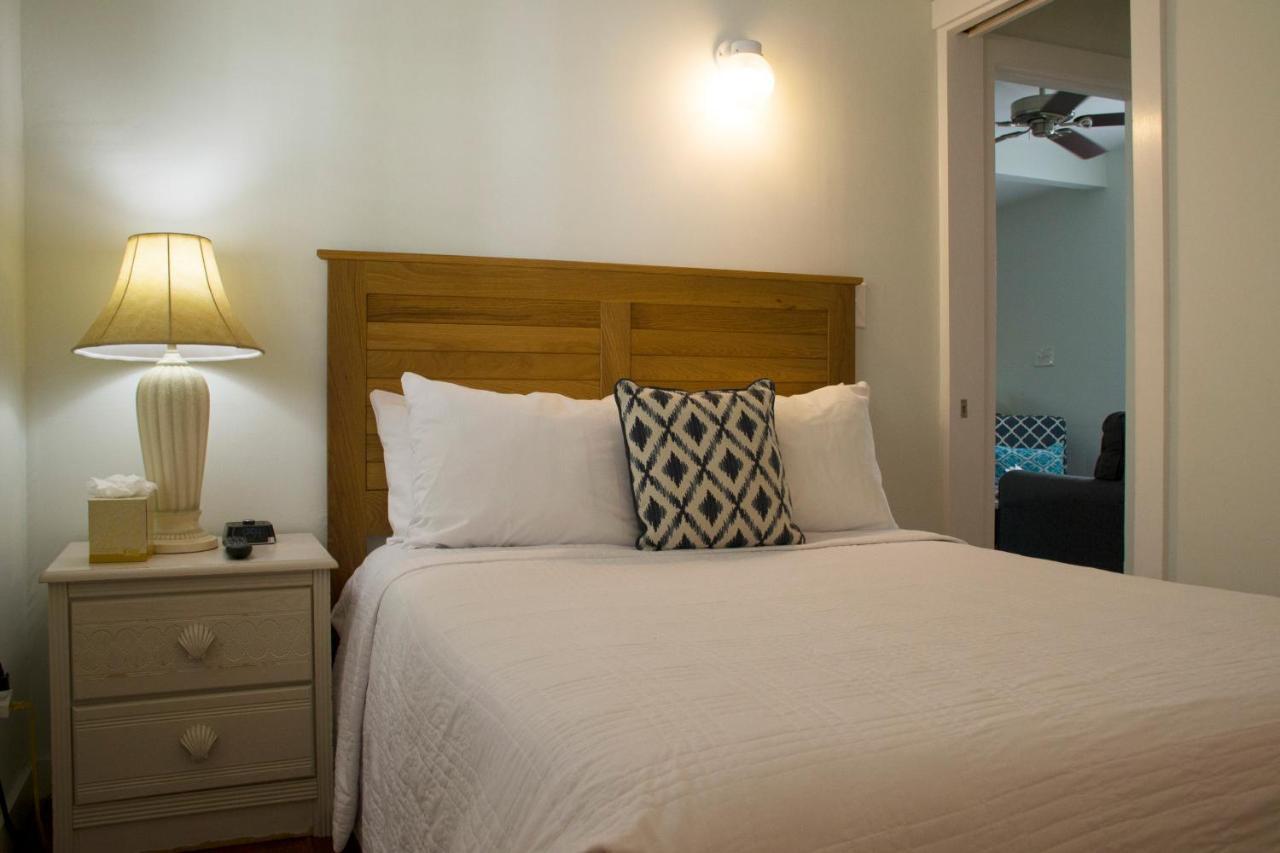 Duval House Bed & Breakfast Key West Bagian luar foto