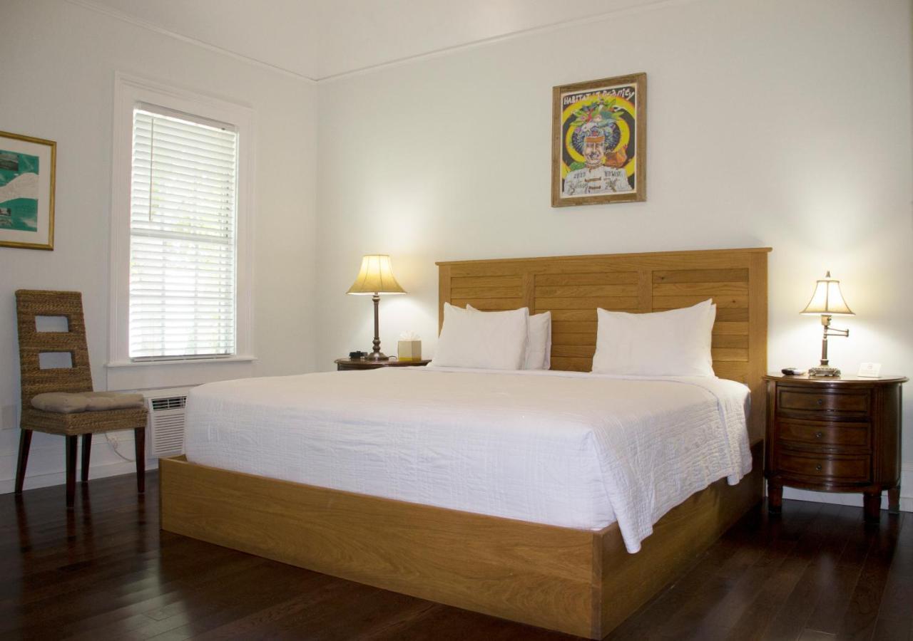 Duval House Bed & Breakfast Key West Bagian luar foto